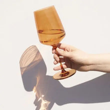 Cargar imagen en el visor de la galería, Nouveau Sunset Wine Glasses by Viski Shefu choice

