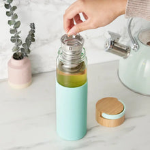 Charger l&#39;image dans la galerie, Paige Glass Travel Mug in Turquoise by Pinky Up Pinky Up (Accessories)
