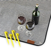 Charger l&#39;image dans la galerie, Picnic Blanket Set by Twine TRUE
