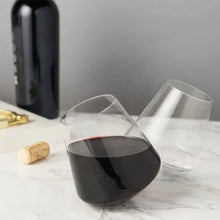 Cargar imagen en el visor de la galería, Rolling Crystal Wine Glasses by Viski Shefu choice
